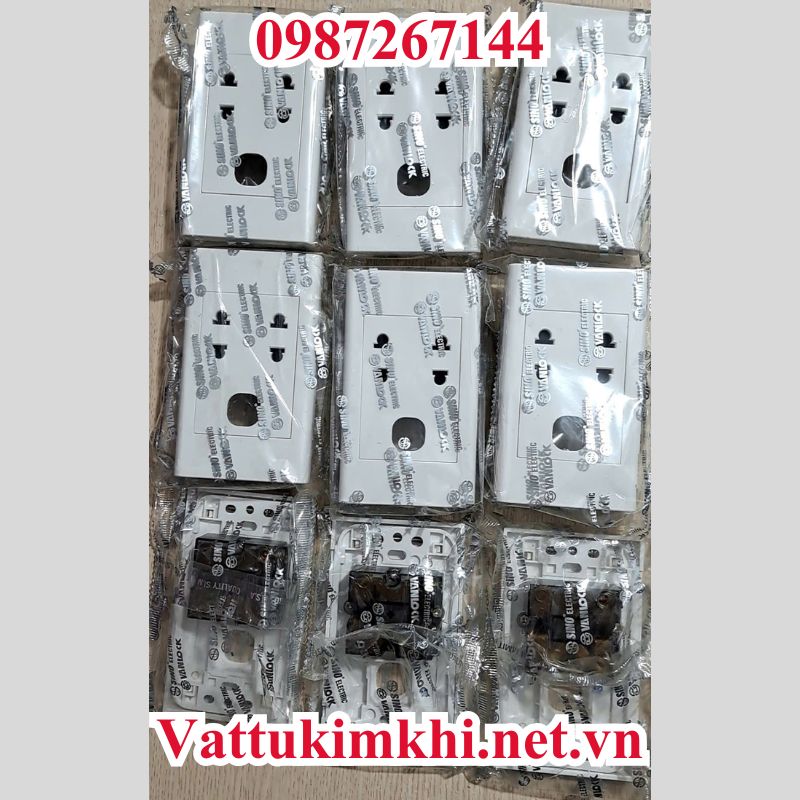 Giới Thiệu Về 2 Ổ Cắm 2 Chấu 16A Với 1 Lỗ S18U2X Sino Vanlock